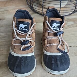 Sorel Kids' Brown and Black Boots